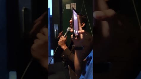 Ombak rindu (2011) full movie filem yang diadaptasikan daripada novel ombak rindu ini mengisahkan tentang perjalanan cinta dua insan, izzah dan hariz dari dua duni. Cover OMBAK RINDU - YouTube