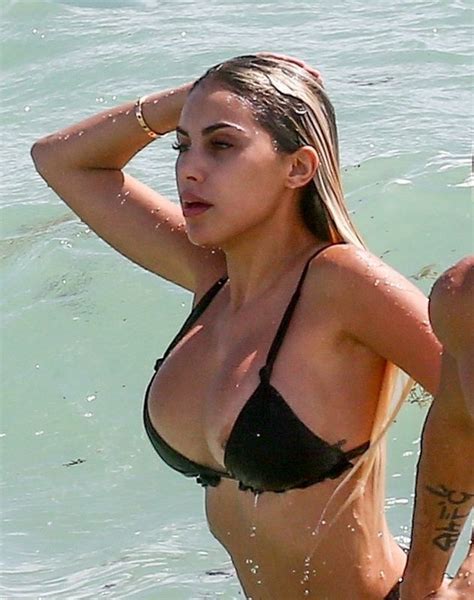 The bizarre scene took place during triple h's rare run as a face during his comeback from a quad injury. Alexa Dellanos Nip Slip At South Beach | celebrityslips.com