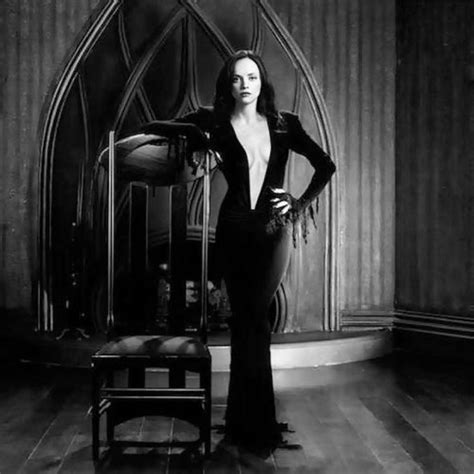 Ricci is best known from playing the role of wednesday addams in the 1991 movie 'the addams family' and in the 1993 sequel 'addams family values.' FilmmakerIQ.com on Twitter | Christina ricci, Morticia ...