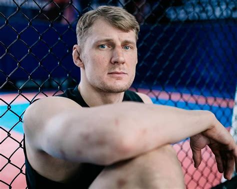 Alexander volkov breaking news and and highlights for ufc fight night 190 fight vs. Волков станет претендентом на титул UFC, если победит ...