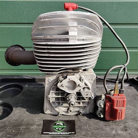 In order for your engine to recover from hibernation it is necessary next, change the oil in the gear box and put fresh oil in the rotary valve mechanism. FOR SALE ROTAX DSC 100cc Air-cooled Rotary valve engine ...