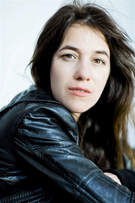 Полное имя — шарлотта луси генсбур (charlotte lucy gainsbourg). Charlotte Gainsbourg shot by Philippe Quaisse | Charlotte ...