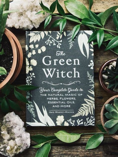 Para atraer la buena suerte se puede llevar un amuleto de raíz de zarzaparrilla alrededor de su cuello, encender una vela verde y cantar tres veces: La Bruja Verde Pdf Gratis - La Bruja Verde Pdf Google ...
