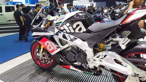 La bmw s1000rr y la aprilia rsv4 aprc habían desbancado sin grandes problemas a todo unos clásicos de las dos ruedas como la yamaha r1 la aprilia rsv4 aprc se coronó campeona de sbk. Best Rsv4 Vs S1000rr 2017