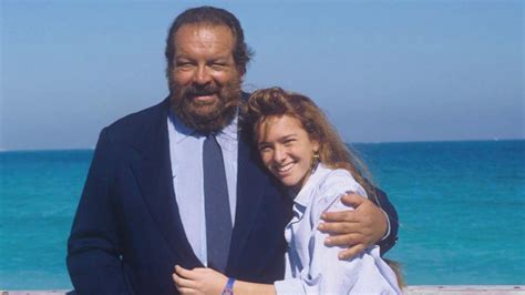 Hill started his career as a child actor and gained international fame for starring roles in action and comedy films, many with longtime film partner and friend bud spencer. La figlia di Bud Spencer su Terence Hill: «È come uno zio ...