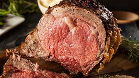 The standing beef rib roast. Alton Brown Prime Rib / Dry-Aged Standing Rib Roast with ...