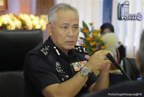 Timbalan ketua polis negara, acryl sani abdullah sani dilantik sebagai ketua polis negara yang baru, berkuat kuasa selasa depan (4 mei). Acryl Sani appointed acting Deputy Inspector-General of ...