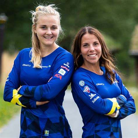 Stina nilsson laddar för debuten i världscupen i skidskytte. Efterlängtade glädjebeskedet: Stina Nilsson äntligen helt ...