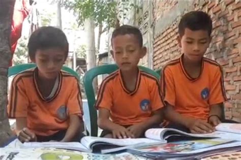 Tetangga sebelah saya juga mempunyai seorang anak dan jarang bergaul. Loker Untuk Anak Sekolah Daerah Majalengka / Gubernur ...