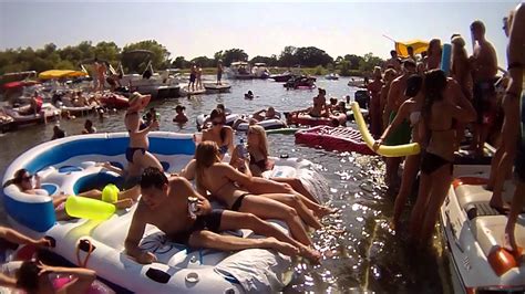The lake of the ozarks party cove is one of the wildest lake party spots in the usa, it has gone wild!. Party Cove 2012 - YouTube