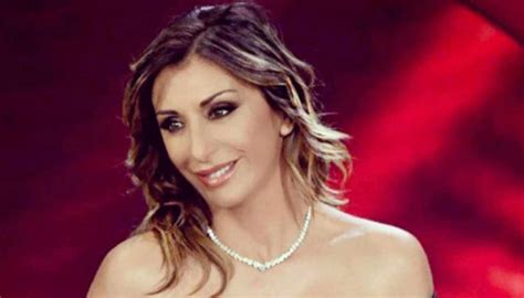 Sabrina salerno — lady marmelade 04:07. Sabrina Salerno | la quarantena è trasparente | "Si vede ...