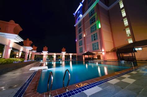 Paya bunga hotel terengganu is a shariah compliant hotel where situated on the east coast of peninsular malaysia, kuala terengganu. Paya Bunga Hotel Terengganu photos - Kuala Terengganu ...