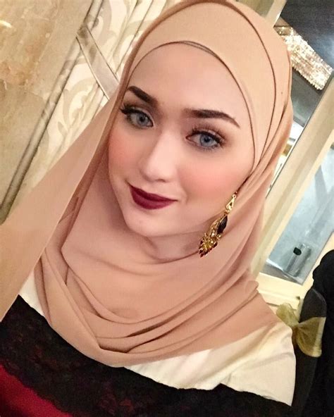 Then look no further, for kathmanducraze.com has got them all! Rana Suzana Instagram - Top 1000 Moms Instagram Influencers In United Arab Emirates In 2021 ...