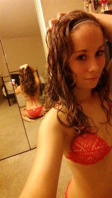 Teen with mature couple at home. 15 People Who Need Lessons In The Art Of Selfie Taking ...