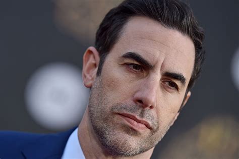 Sacha noam baron cohen (born 13 october 1971) is an english comedian, actor, writer, and producer, known for his creation and portrayal of fictional satirical characters. Giuliani-Skandal in „Borat 2": Sacha Baron Cohen war „sehr ...