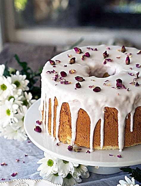 3/4 cup rice flour, 2 cup all purpose flour, 1/2 tsp cardamom powder, 3 1/2 cup coconut milk, 1/2 tsp baking powder, as needed oil for deep frying, rose cake mould. Vanilla Rose Chiffon Cake Recipe. Light as air vanilla ...