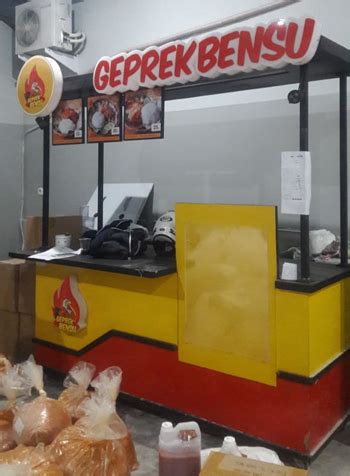 Geprek bensu, restoran ayam geprek yang sangat digandrungi masyarakat milik ruben dan jordi onsu ini memilih pawoon sebagai solusi aplikasi kasir mereka. Geprek Bensu Lamongan - Geprek Bensu Lamongan Photos ...