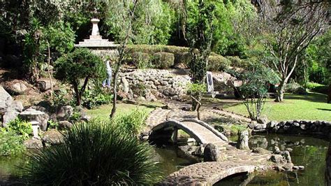 At settlers' pond, a native american village explores the cultures of utah's first residents. Kepaniwai Heritage Gardens | Aloha Hawaii