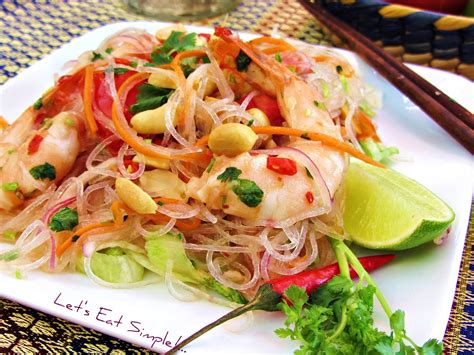 Spicy thai shrimp salad by andrew zimmern this fragrant, fresh thai shrimp salad hits the spot any time of year. Let's eat......simple!: Yum-Woon-Sen Goong /Thai Spicy ...