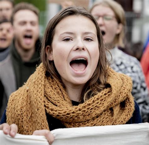 Luisa neubauer ist das deutsche gesicht der klimaproteste. Generation Z: So widersprüchlich ist ihr Einkaufsverhalten ...