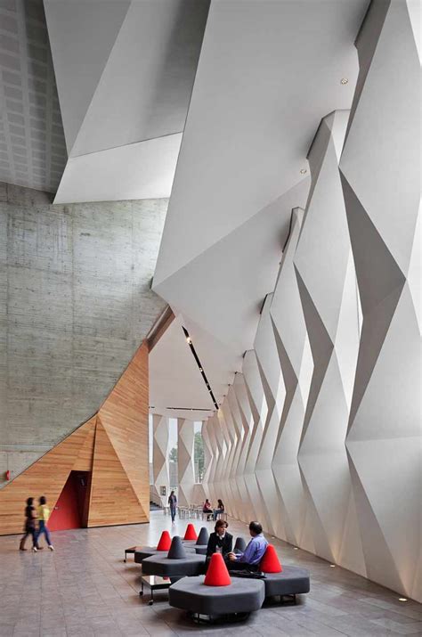 Roberto cantoral cultural center is located in mexico city. Impactful Entry Space: Roberto Cantoral Cultural Center ...