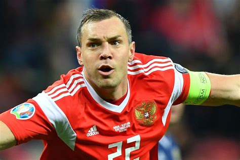 The official page artem dzyuba footbal player russian national football team and zenit fc player #22. Russia World Cup Hero And Captain Artem Dzyuba Dropped As ...