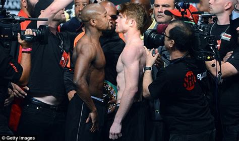 Fans in istanbul march in support of underdog. Floyd Mayweather and Saul Canelo Alvarez ready for Las Vegas fight | Daily Mail Online