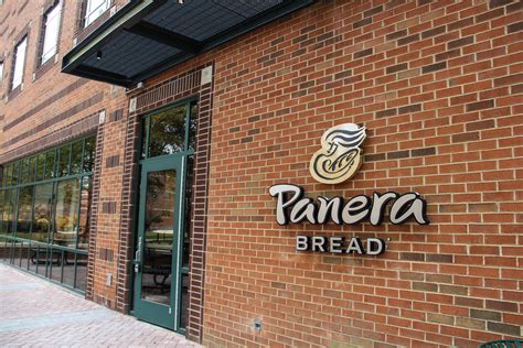 This company is based in the usa and has 2,100 stores, currently. Is Panera Bread Open On Christmas : Pin on Bread & Muffin ...