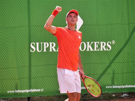 He made the semifinals of the 2019 ilkley trophy challenger and then qualified for wimbledon without dropping a set. Magdalena Fręch i Kamil Majchrzak triumfatorami w turnieju ...