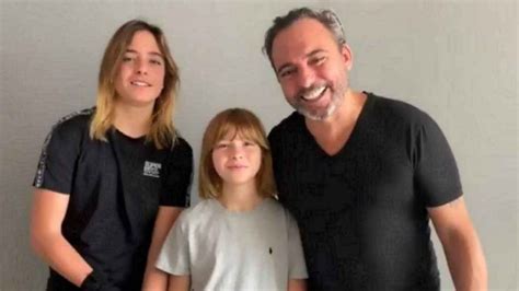 Sergio basteri, el hermano olvidado de luis miguel. Hijo de Marcos Llunas será e hermano menor de Luis Miguel ...