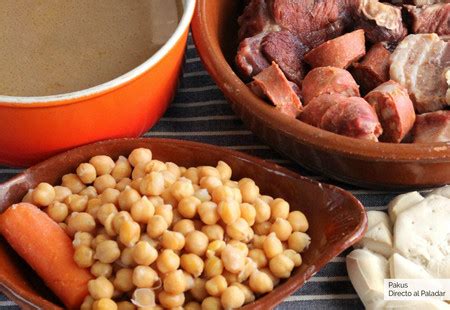 Hierve agua y sal y. Receta de cocido madrileño