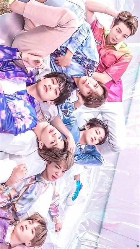 Bersama bts, dirinya kini menjadi selebriti yang terkenal secara global. Gambar Lucu Bts / Jungkook Run Bts Ep 67 Behind The Scene Lockscreen Wallpapers Foto Lucu Bts ...