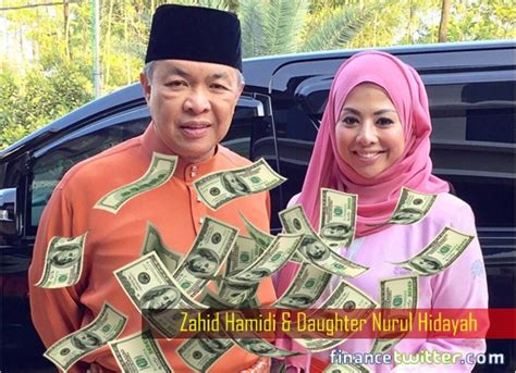 Anak sulung kepada timbalan perdana menteri malaysia, datuk nurulhidayah ahmad zahid, 38 semalam selamat melangsungkan pernikahannya bersama pilihan hati yang merupakan seorang ahli pernigaan. Do You Understand Nurul Hidayah Ahmad Zahid's Real Message ...