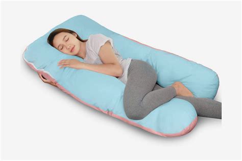 Some people like sleeping on their backs or stomach, but the majority of us are side sleepers. Best Body Pillow 2019 In-Depth Reviews & Guide - Best ...