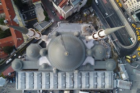 İcişleri bakanı suleyman soylu twetter de taksim camii acılışını paylaştı. Taksim Camii'nde sona yaklaşıldıSon hali drone ile havadan ...