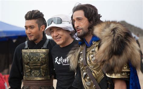 Here's the movie trailer of dragon blade if you haven't seen t yet: Trailer de 'Dragon Blade' con Jackie Chan y John Cusack ...