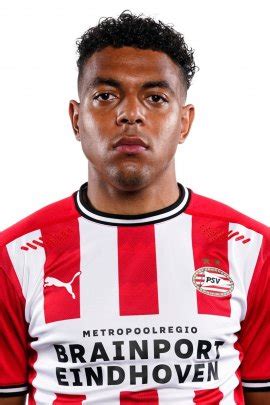 Мален дониелл (donyell malen) футбол нападающий нидерланды 19.01.1999. PSV Eindhoven 2020/2021