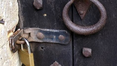 We will come up with the points mentioned above to help you find the right and perfect solution. How to Unlock a Locked Door Without a Key | Our Pastimes