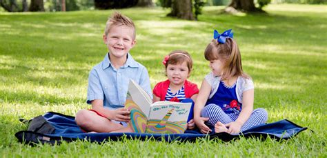 Reach out and read delivers early literacy intervention to 4 million children and their families annually via pediatricians in exam rooms nationwide. 'Reach Out and Read Arkansas' Promotes Bonding Over Books ...