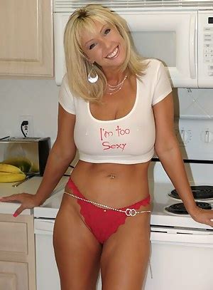 Hot homemade amateur action ! Hot Milf Sex Pics, Free Milfs Moms Porn, Naked Matures ...