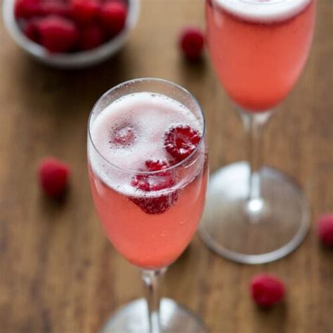 But, by itself, champagne can be sort of… well, boring. Chhamoagne Coctails For.christmas / Cranberry St Germain ...