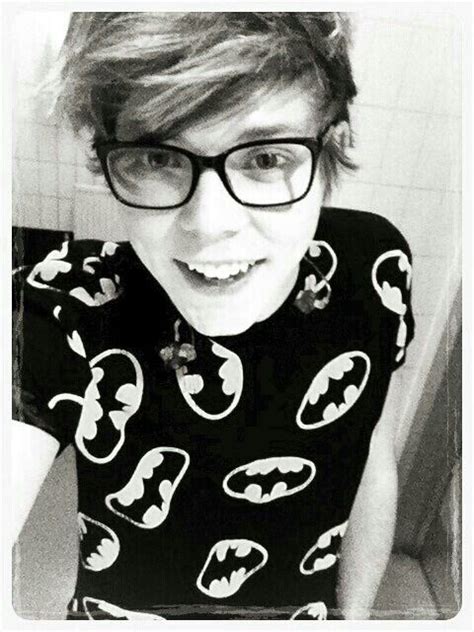 5sos ashton 1d and 5sos ashton imagines ashton irwin 2013 ashton irwin glasses ashton irwin quotes calum thomas hood calum hood bae. Ashton | Ashton irwin, 5sos, Ashton irwin glasses