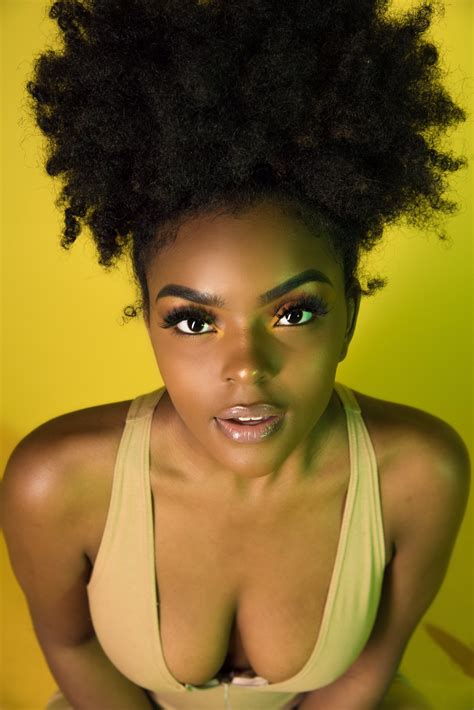 Well, the wildness of their personalities just don't get restricted to their attitude, they always go for the most outrageous and extreme hairstyles. Beautiful | Ebony beauty, Natural hair styles, Melanin beauty