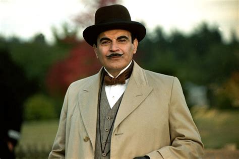 En 1990, david suchet en tant que poirot et joan hickson en tant que miss marple se sont rencontrés à la gare de torquay où avait été organisé un actor david suchet, known to millions for his legendary performance as hercule poirot, has been knighted. Kim jest Herkules Poirot? Wszystko, co musicie wiedzieć o ...