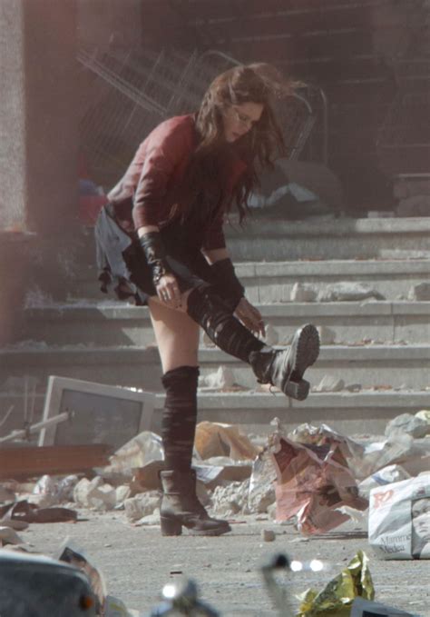 Elizabeth chase olsen is an american actress. ELIZABETH OLSEN on the Set of Avengers 2: Age of Ultron in ...