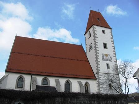 Jahrhunderts diente die kirche dann als getreidespeicher, während des zweiten weltkrieges sogar als unterkunft für soldaten. Wanderfeunde Rappottenstein