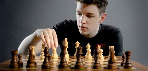 Juara catur dunia magnus carlsen menderita kekalahan pertamanya setelah lebih dari dua tahun, dengan catatan rekor 125 pertandingan tak terkalahkan saat bermain di turnamen negara asalnya, norwegia. Najlepszy szachista w historii zrewanżował się Dudzie ...