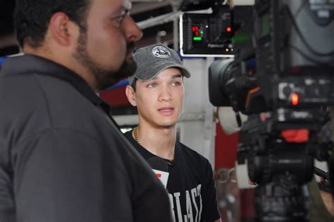 Plus, former unified champ danny roman and rising youngster xavier martinez both scored ud wins. Photos: Brandon Figueroa Grinds Hard For Chacon Showdown ...