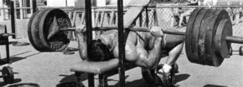 She's was destined to lead an active lifestyle from an early age, becoming highly skilled at gymnastics after. Richtig Bankdrücken: So schaffst Du mehr Gewicht mit der ...