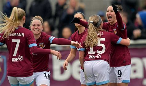 West ham united women football club is an english women's football club affiliated with west ham united. Celebrate the women's team success at the season finale ...